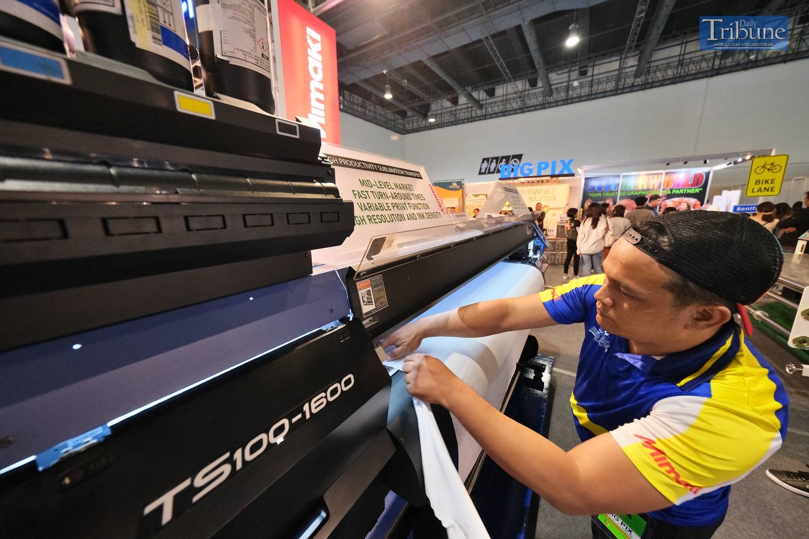 TRIBUNE-graphicexpo